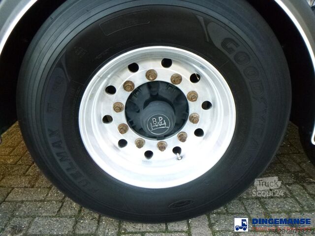 Réservoir L.A.G. Food tank inox 32 m3 / 3 comp + pump, steaming ...