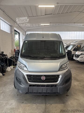 Fourgon compact Fiat Ducato Sporty
