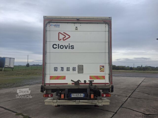  RENAULT D14-210 - E6d