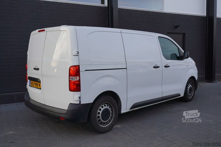 Panelová dodávka Opel Vivaro 2.0 CDTI L2 120PK AUTOMAAT EURO 6 - Airc...