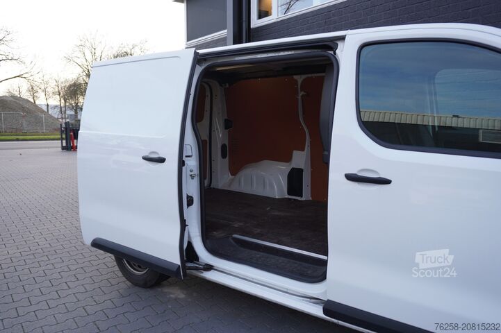 Panelová dodávka Opel Vivaro 2.0 CDTI L2 120PK AUTOMAAT EURO 6 - Airc...