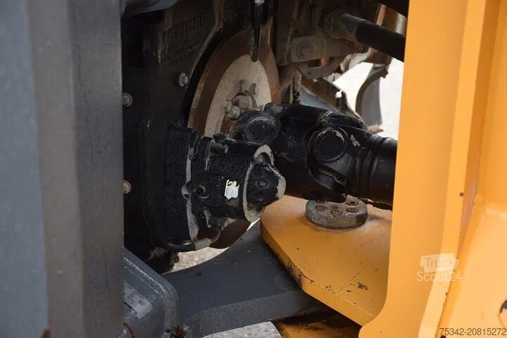 Caricatore Liebherr L576 X power -stock id93