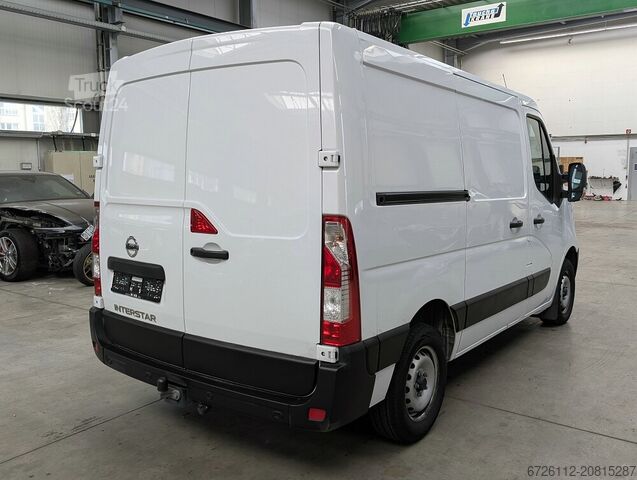 Nissan Interstar 2.3 dCi Acenta L1H1 con climatizzatore, gancio traino, telecamera posteriore Nissan Interstar