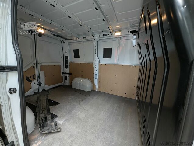 Nissan Interstar 2.3 dCi Acenta L1H1 con climatizzatore, gancio traino, telecamera posteriore Nissan Interstar