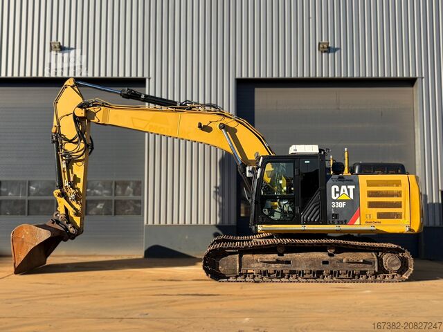 Pelle sur chenilles Caterpillar 330FL