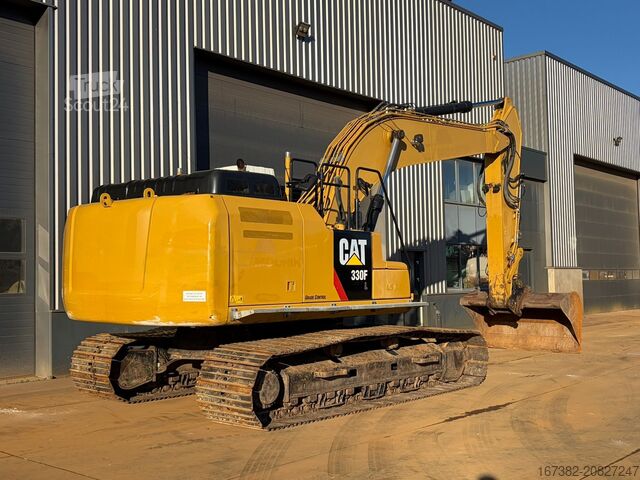 Pelle sur chenilles Caterpillar 330FL
