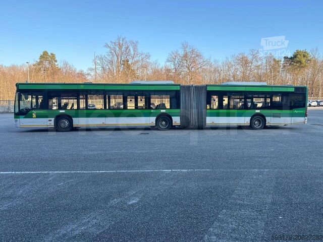 Autobus articolato Mercedes-Benz O 530