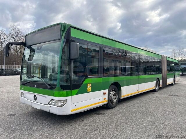 Autobus articolato Mercedes-Benz O 530