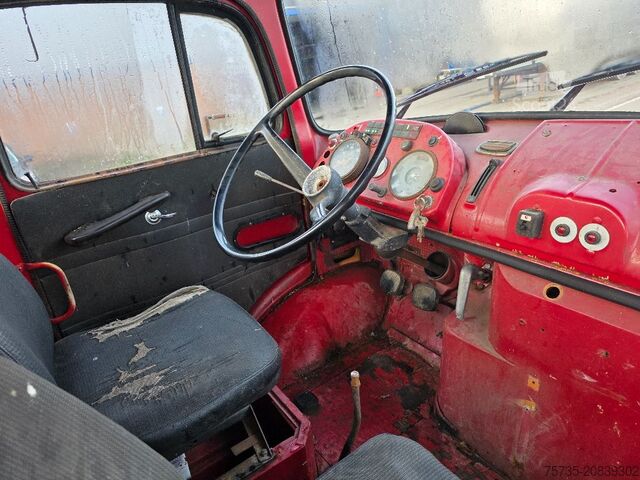 Șasiu cu cabină MERCEDES-BENZ L 911 B