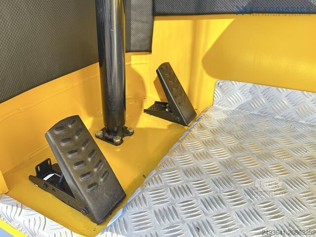 4-way forklift Combilift C5000XL GAS TRIPLEX 6000 EXTENDABLE FORK