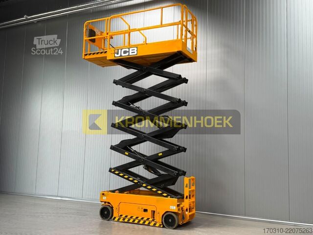 Saksinostin JCB S 4046 E