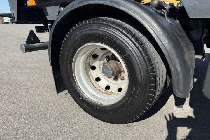 Remorcă cu șasiu interschimbabil  HKM Muldenanhänger / Swiss-Vehicle