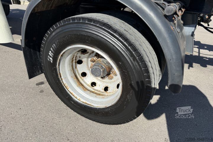 Remorcă cu șasiu interschimbabil  HKM Muldenanhänger / Swiss-Vehicle