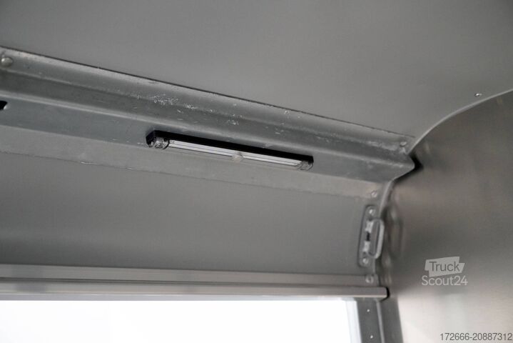 állatszállító pótkocsi Ifor Williams TA5|10x6|RAMPE-/TÜR-KOMBI 311X156X183cm