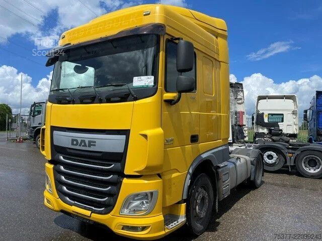 Standard-SZM DAF XF 440 Spacecab,airco,koelkast,Alcoa's