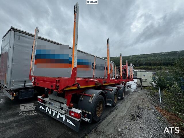 Huttner Tømmerhenger m/ 17 t/m Epsilon kran og ekstensi Huttner Timber trailer w/ 17 t/m Epsilon crane and extensi