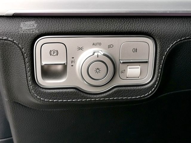 Pick-up MERCEDES-BENZ GLE 300d 4Matic* AMG* Burmester* 1.Besitzer