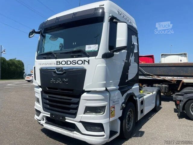 Standard-SZM MAN TGX 18.510 XL,retarder,578.464 km!!,2 tanks, 2 ...