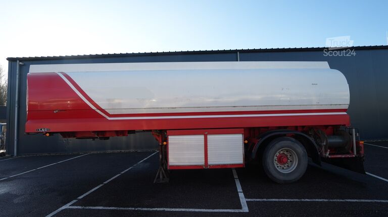 Camion-citerne LAG 1 AXLE FUEL TANK TRAILER