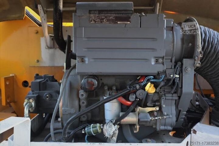 Plataforma telescópica Haulotte H14TX As-Is, Diesel, 4x4 Drive, 14m Working Height