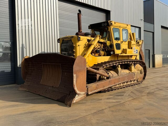 Niveleuse Caterpillar D8R