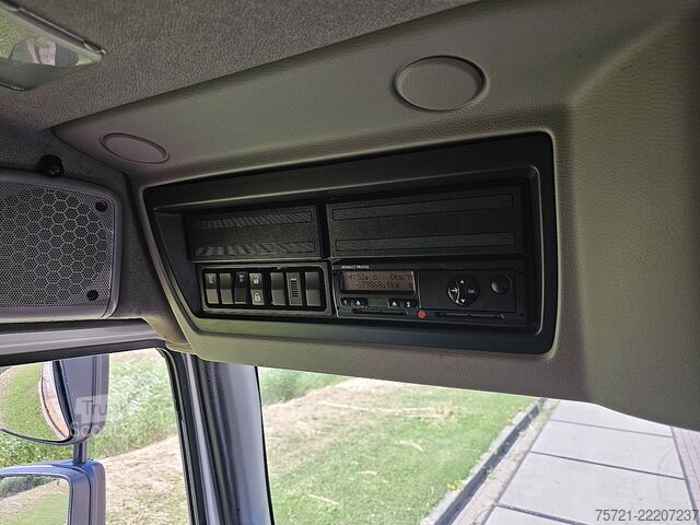 Чемодан RENAULT D 220