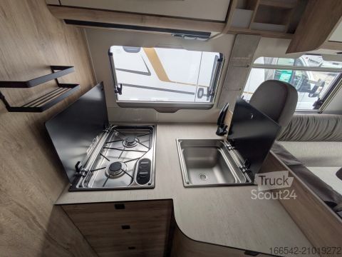 Camping-car semi-intégré Eura Mobil Profila RS 720 EB 140PS/Alu/Klima/RFK/4,25t