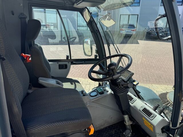 Fourgon personnalisé Hako Multicar Citymaster 2000 3B Kehrmaschine 4x2 Multicar Citymaster 2000 3B Kehrmaschine 4x2