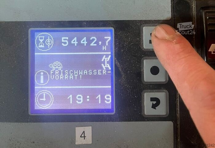 Fourgon personnalisé Hako Multicar Citymaster 2000 3B Kehrmaschine 4x2 Multicar Citymaster 2000 3B Kehrmaschine 4x2