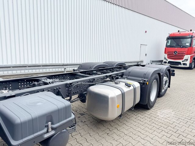Kamyon şasisi Mercedes-Benz Actros 2546 L 6x2 Actros 2546 L 6x2, Retarder, Lenk-/Lift, LED, Navi, ADR, MirrorCam, MultimediaCockpit