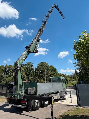 Вантажівка з відкритою платформою MAN TGS 26.440 6x2 KRAN 28m +JIB+SEILWINDE+5/6 Steue