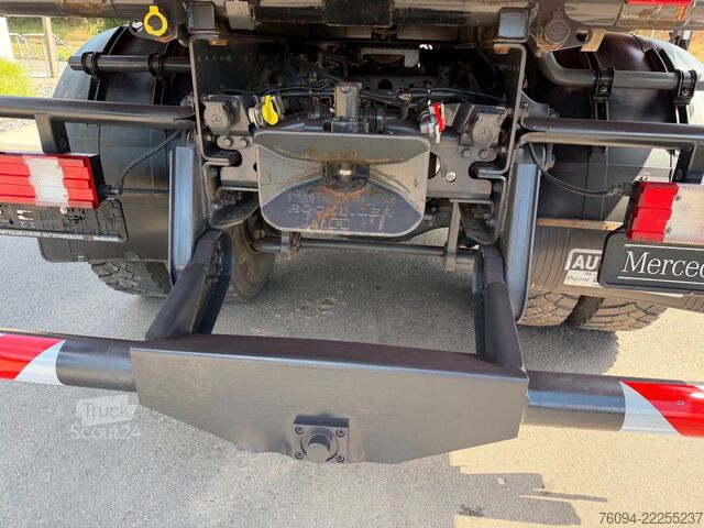 Kuorma-autoon asennettu nosturi MERCEDES-BENZ Axor 1833 4x4 Kipper Kran 17m FUNK AHK
