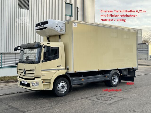 Kühlkoffer-LKW Rohrbahnen Mercedes-Benz Atego 1627L 4-Fleisch-Rohrbahnen T-1000