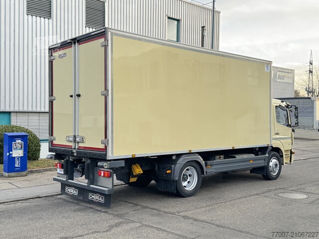 Kühlkoffer-LKW Rohrbahnen Mercedes-Benz Atego 1627L 4-Fleisch-Rohrbahnen T-1000