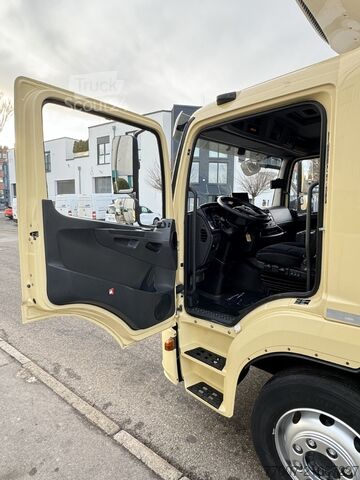 Kühlkoffer-LKW Rohrbahnen Mercedes-Benz Atego 1627L 4-Fleisch-Rohrbahnen T-1000