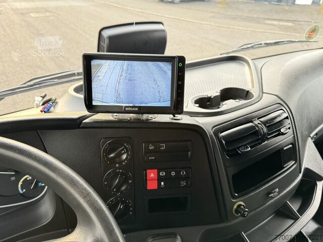 Kühlkoffer-LKW Rohrbahnen Mercedes-Benz Atego 1627L 4-Fleisch-Rohrbahnen T-1000