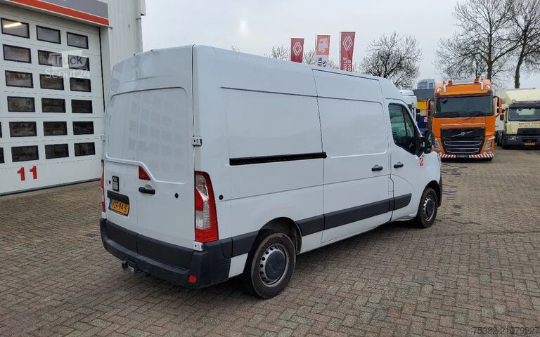 Panel van Renault Master 150.35  EURO 6  L2H2 GESLOTEN - VZF-94-S