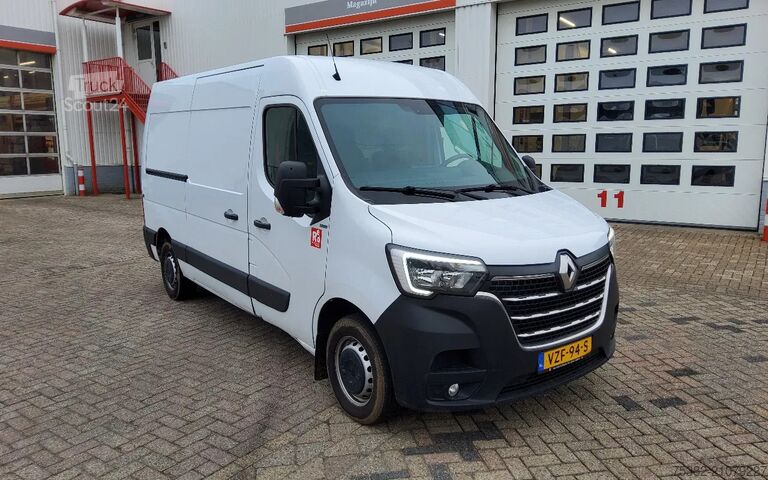 Panel van Renault Master 150.35  EURO 6  L2H2 GESLOTEN - VZF-94-S