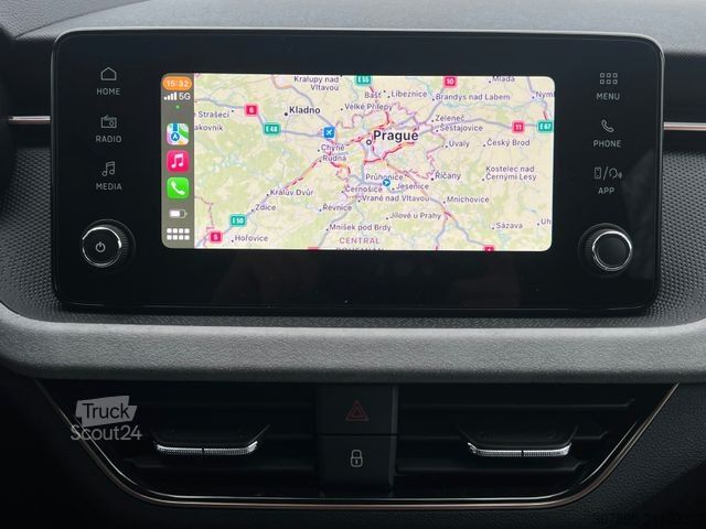 Minibus SKODA 1.0TSi DSG TOP & Selection KAMERA+PDC V/H LM17"