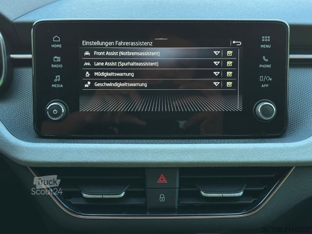 Minibus SKODA 1.0TSi DSG TOP & Selection KAMERA+PDC V/H LM17"