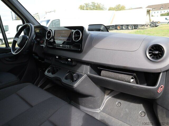 Komercijalno vozilo sa visokim krovom Mercedes-Benz Sprinter 317 Maxi,9GTronic,MBUX,Kamera
