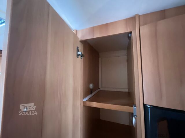 Teilintegriertes Wohnmobil HYMER-ERIBA Tramp 614 CL 3,85 t, Zusatzluftfeder, Markise