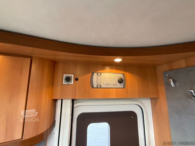 Teilintegriertes Wohnmobil HYMER-ERIBA Tramp 614 CL 3,85 t, Zusatzluftfeder, Markise