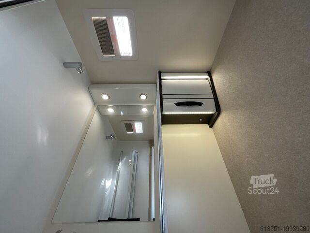 Half-integraal camper FORSTER T 669 EB, Markise, Radio mit Navi+Rückfahrkamera