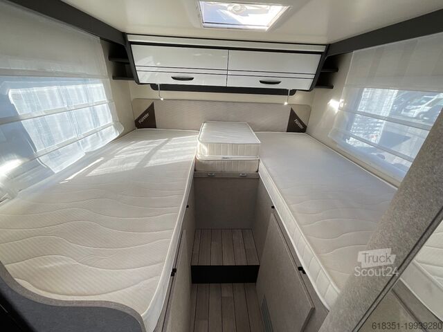 Half-integraal camper FORSTER T 669 EB, Markise, Radio mit Navi+Rückfahrkamera