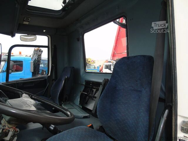 Kranwagen DAF CF 75.240 ATI + EURO 2 + HIAB 090 + 3SIDE TIPPER