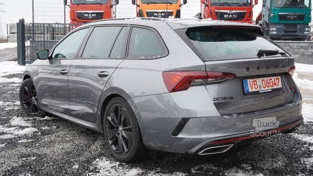 Mikroautobuss SKODA Octavia Combi RS LED AFS HeadUp Display