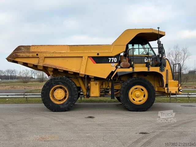 Dump truck Caterpillar 770