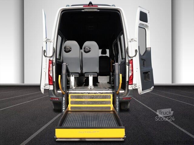 Pakettiauto Mercedes-Benz Sprinter 317 CDI Kombi,Rollstuhllift,8Sitze