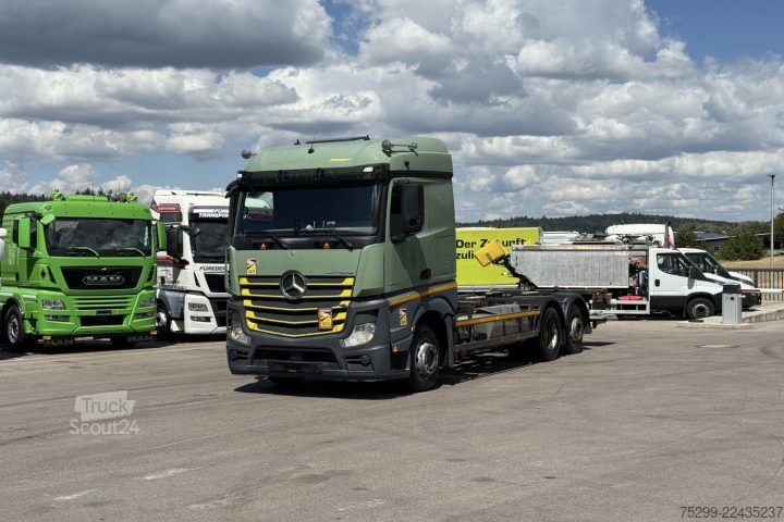 Vaihtolavakuorma-auto Mercedes-Benz Actros 2542 6x2 BDF+HB / Swiss-Vehicle